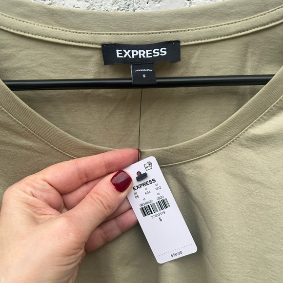 Express Skimming scoop neck puffed sleeve tee sz S NWT. Pale greenish co… - Picture 6 of 9